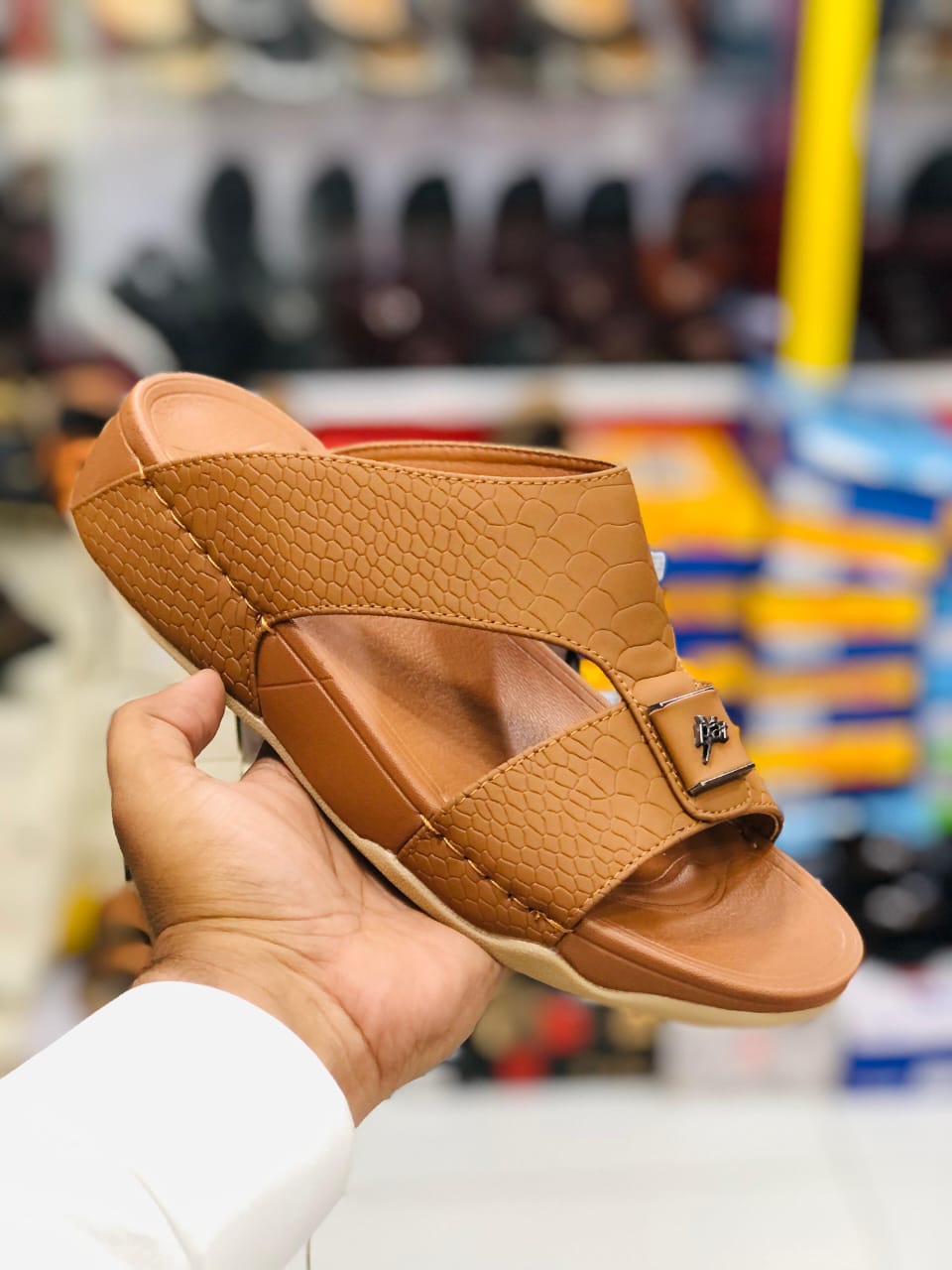 DUBAI CHAPPAL BEST QUALITY MULTICOLOR