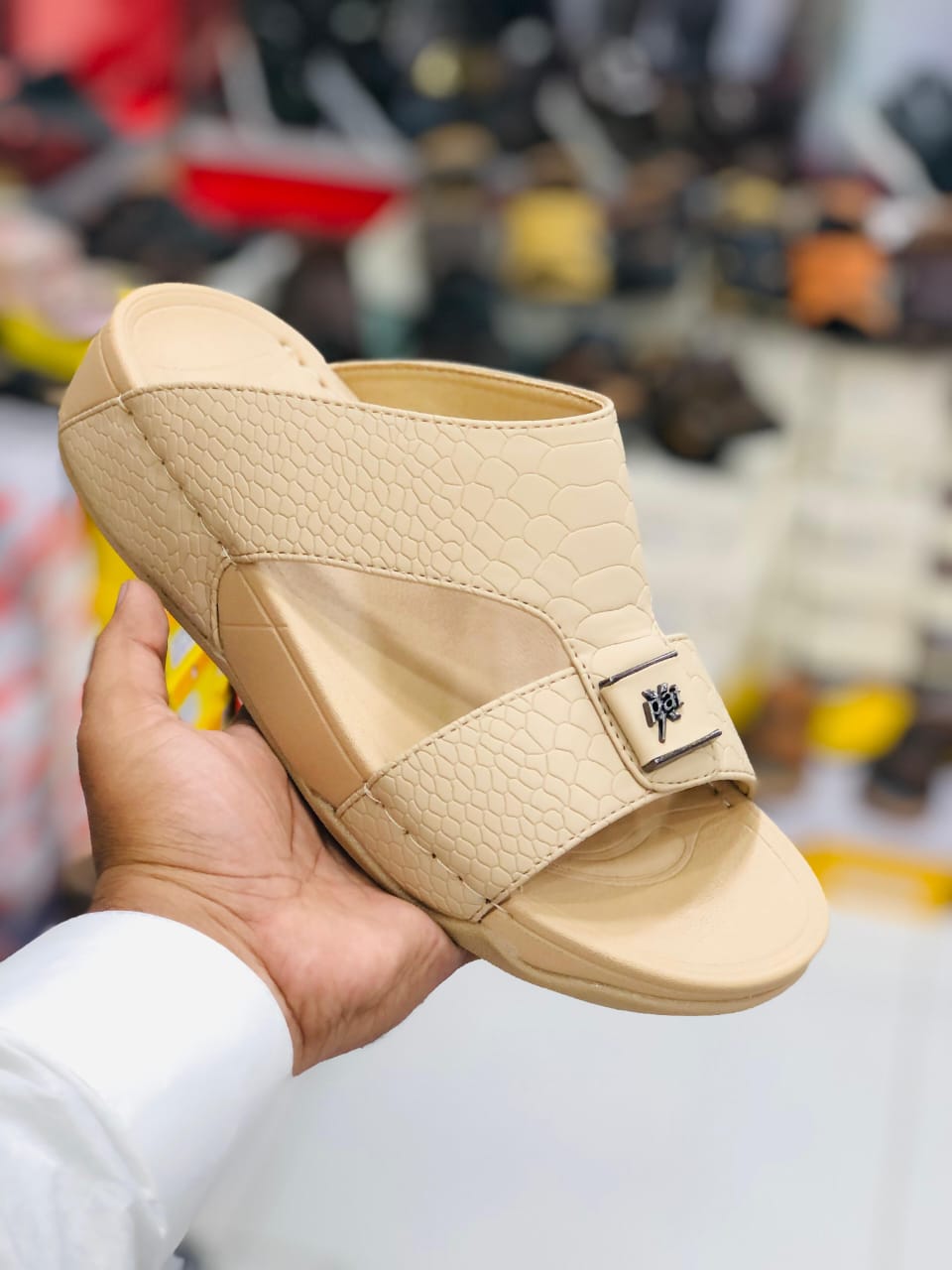 DUBAI CHAPPAL BEST QUALITY MULTICOLOR